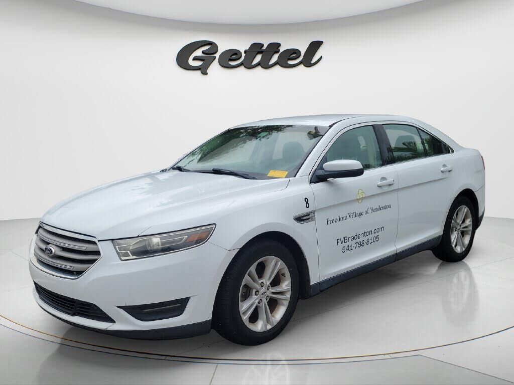 2015 FORD Taurus