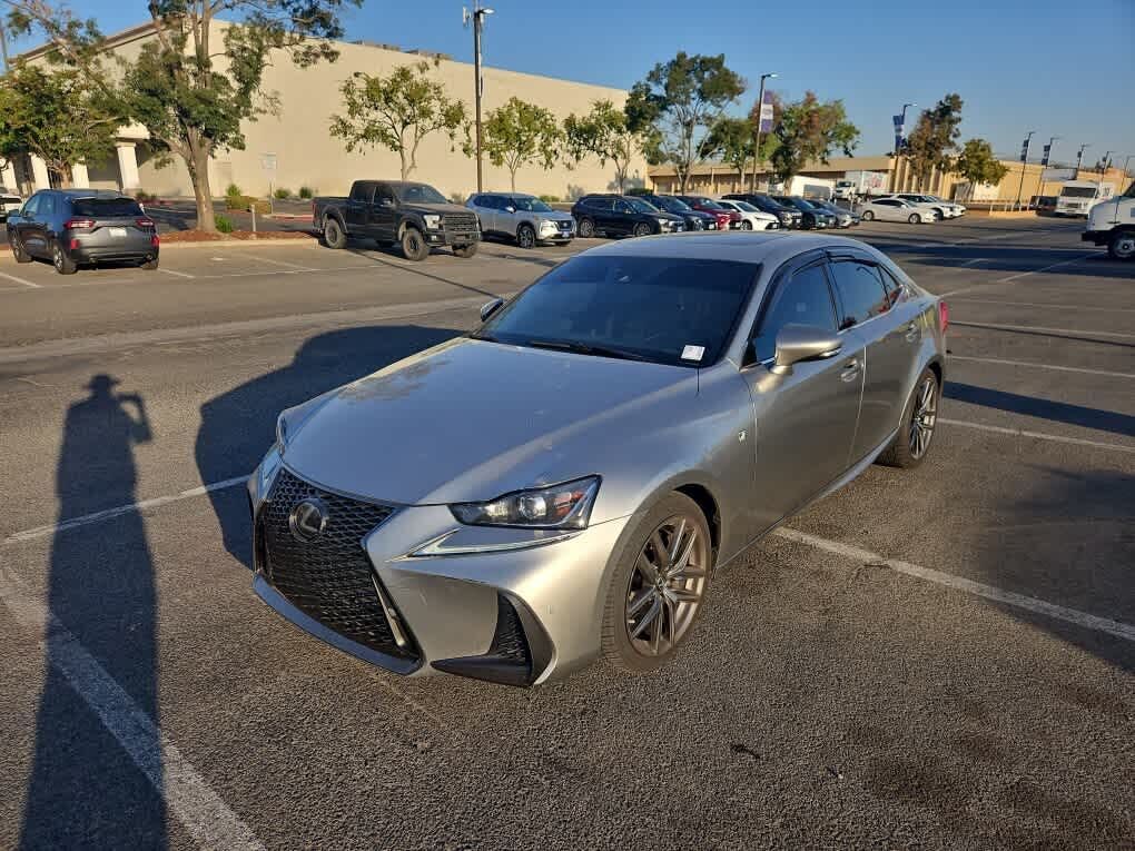 2018 LEXUS IS