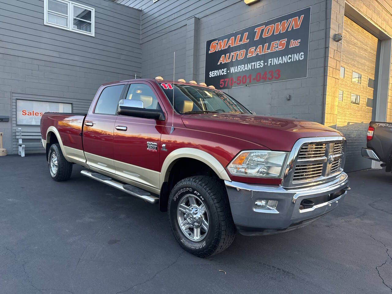 2011 DODGE Ram