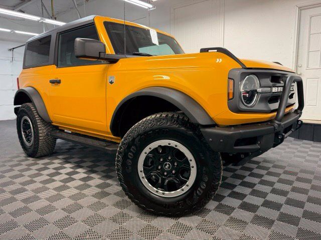 2022 FORD Bronco