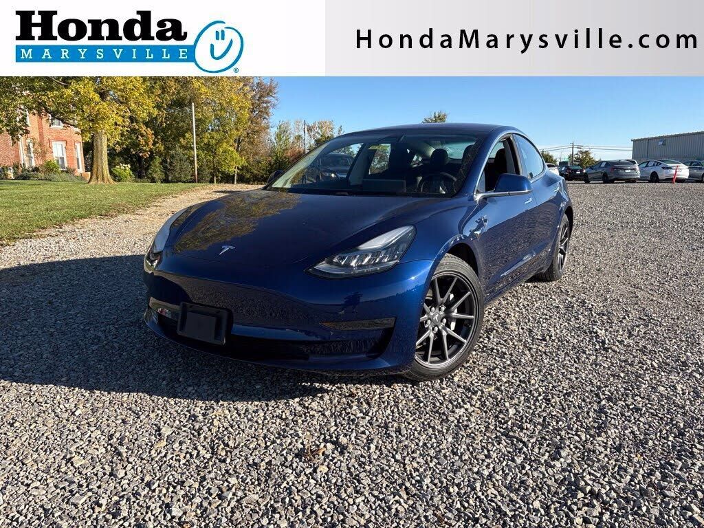 2018 TESLA Model 3