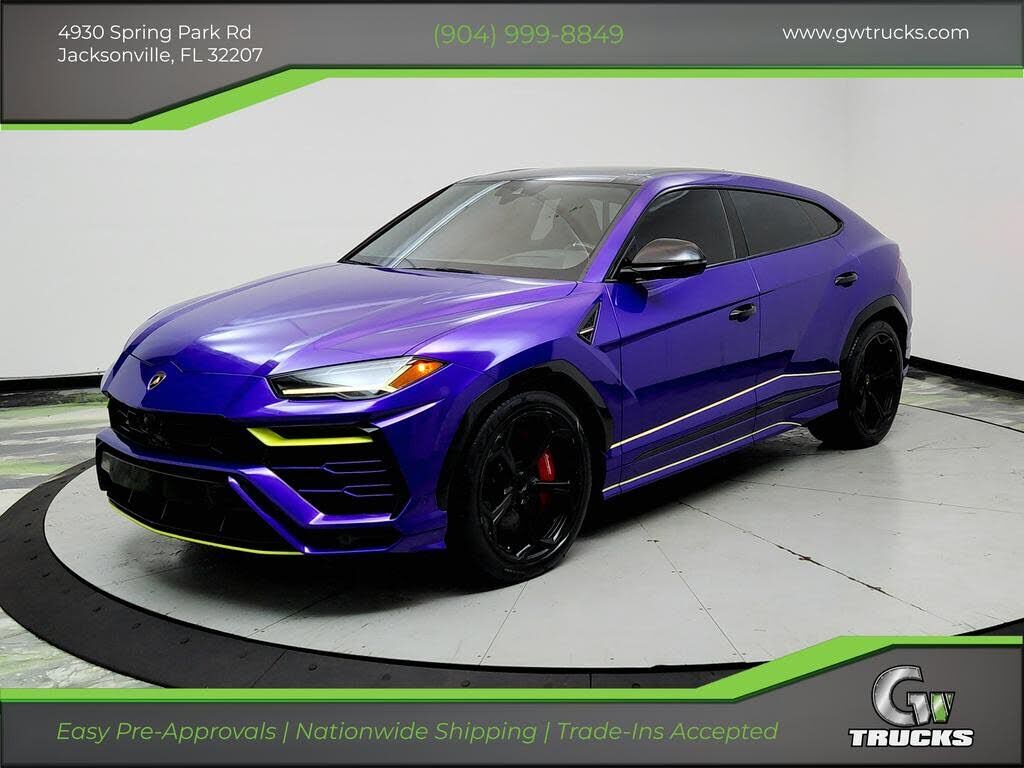 2020 LAMBORGHINI URUS