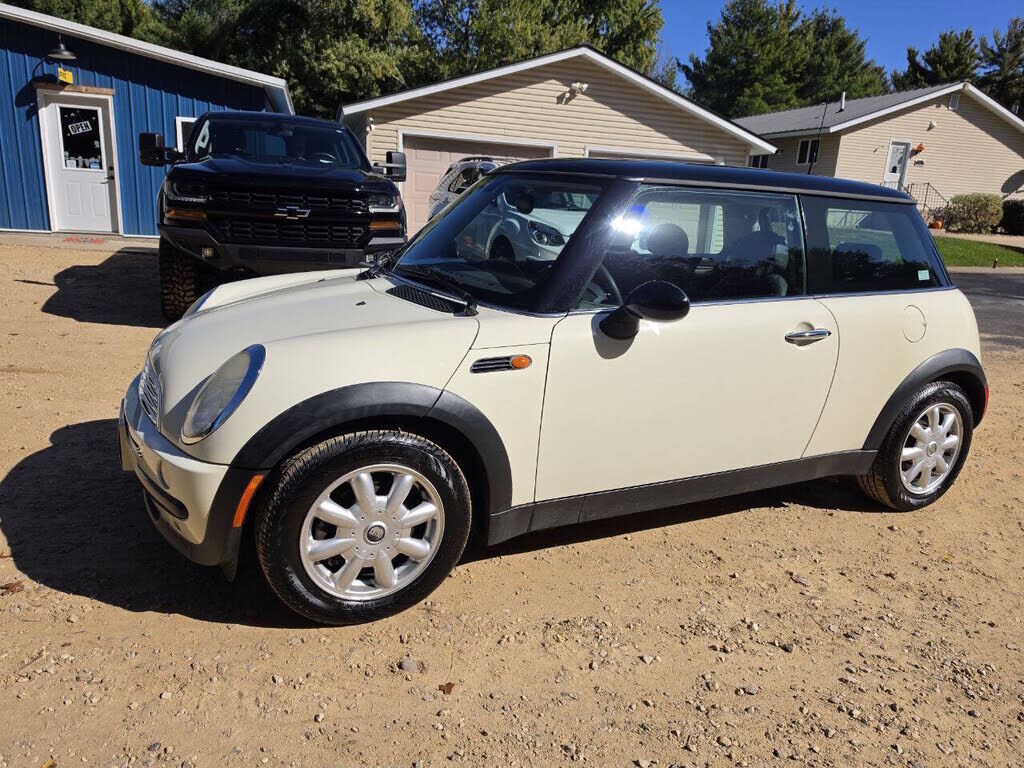 2004 MINI Cooper