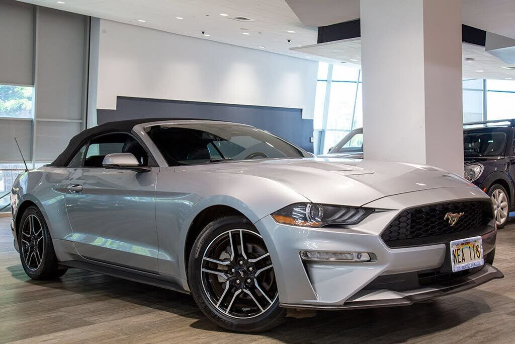 2020 FORD Mustang