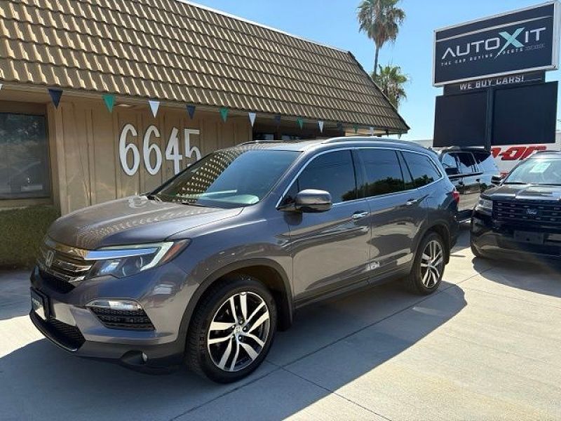2017 HONDA Pilot