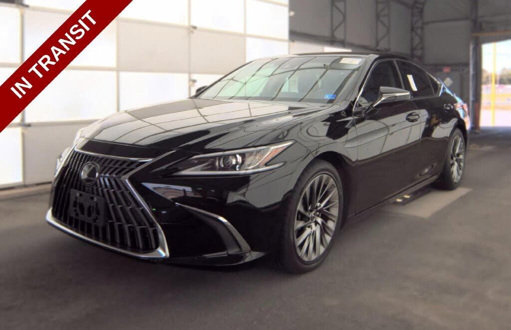 2024 LEXUS ES
