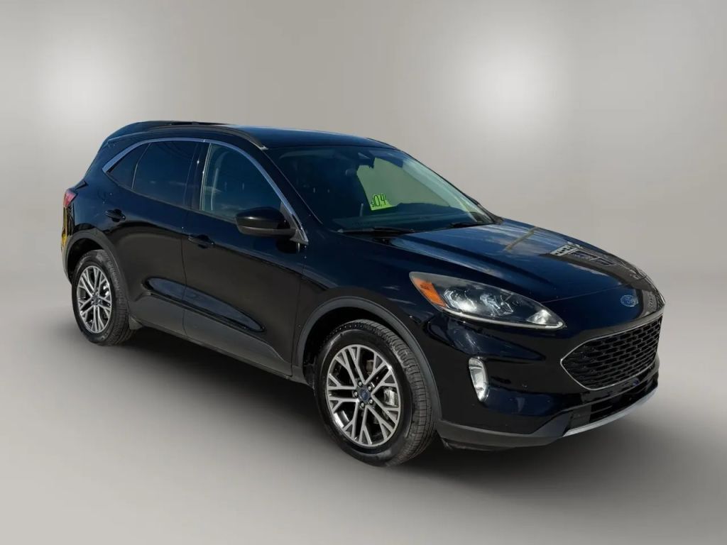 2020 FORD Escape