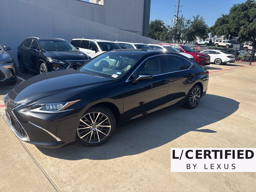 2025 LEXUS ES