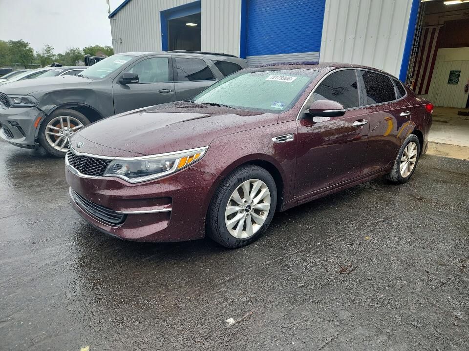 2017 KIA Optima