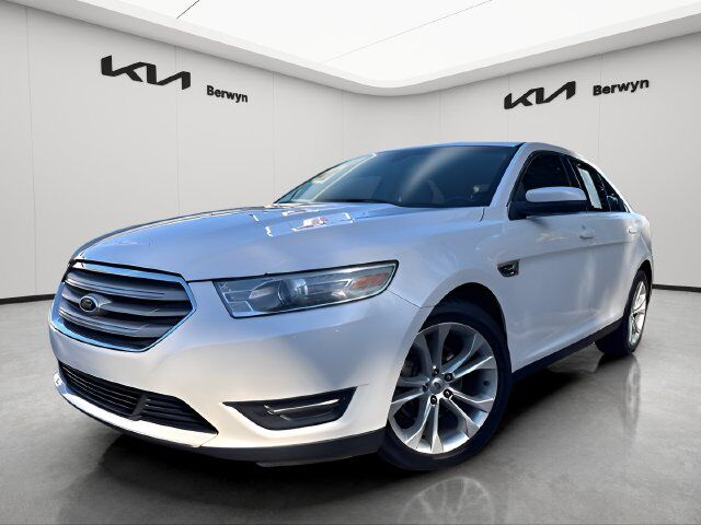2013 FORD Taurus