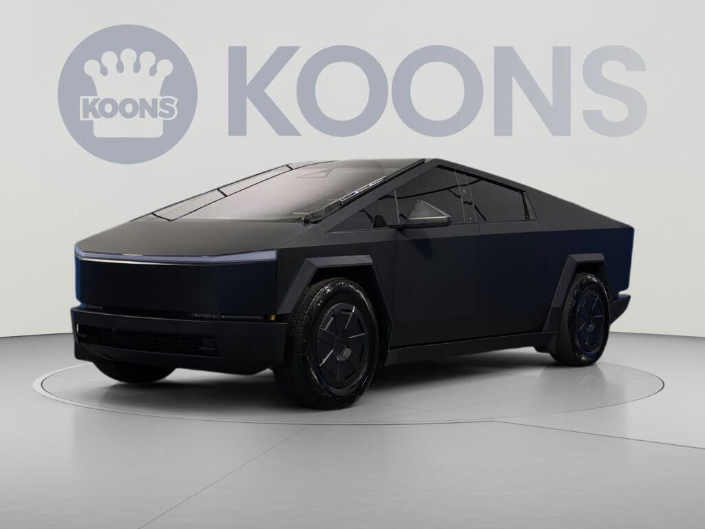2024 TESLA Cybertruck
