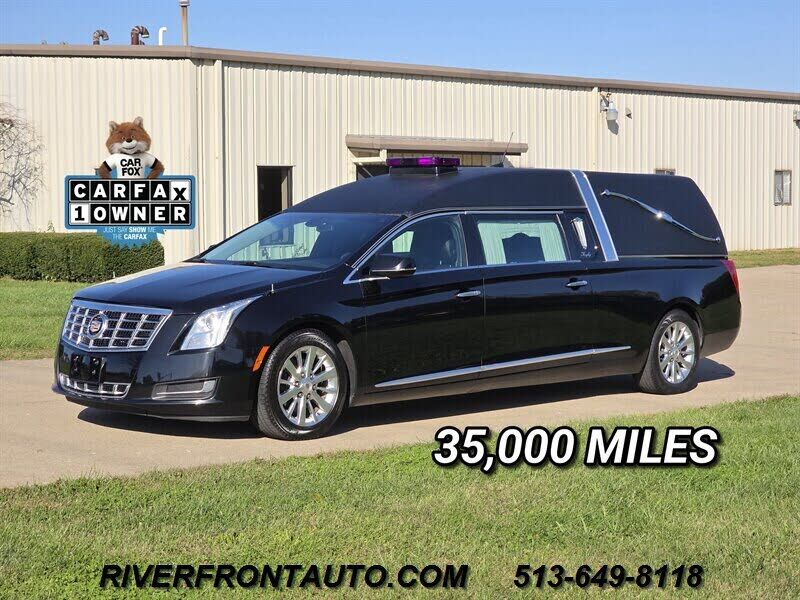 2014 CADILLAC Funeral Coach