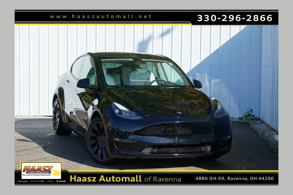 2022 TESLA Model Y