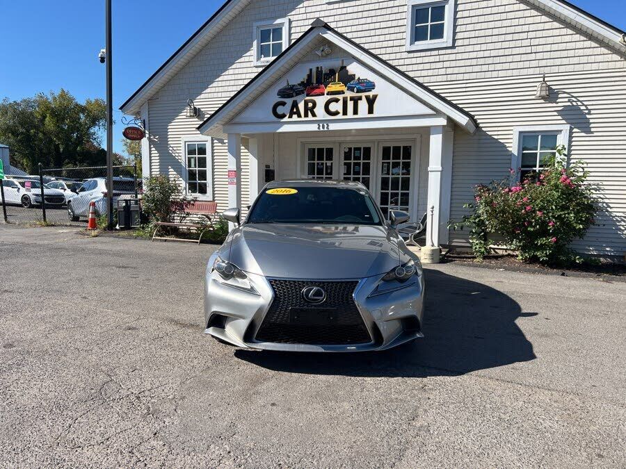 2016 LEXUS IS