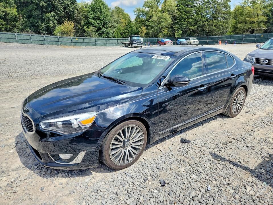 2014 KIA Cadenza