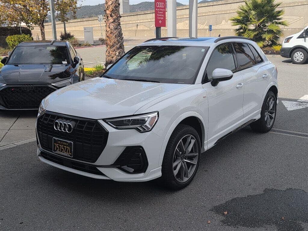 2024 AUDI Q3