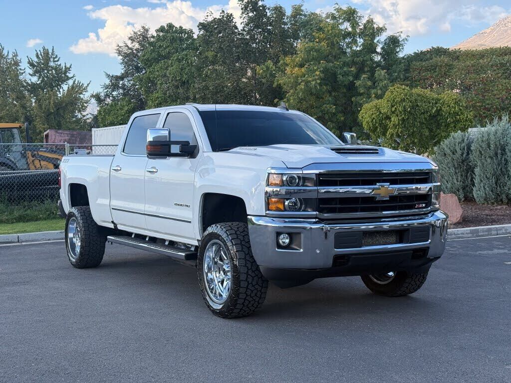 2019 CHEVROLET Silverado HD