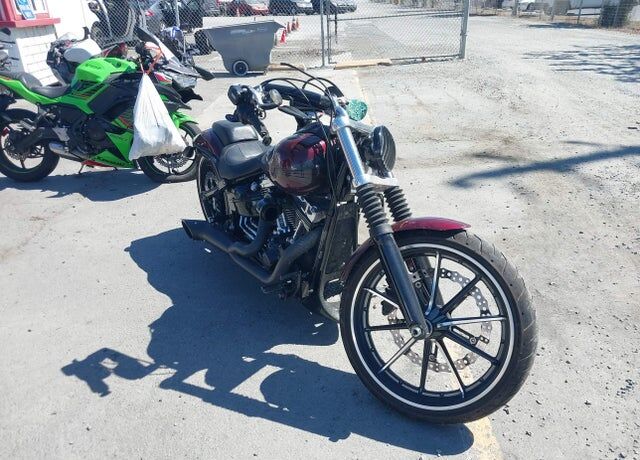 2015 HARLEY DAVIDSON Breakout