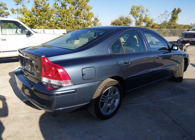 2006 VOLVO S60
