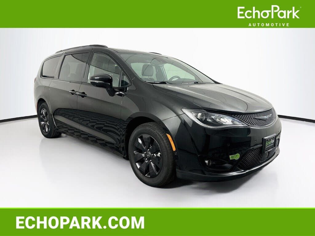 2020 CHRYSLER Pacifica