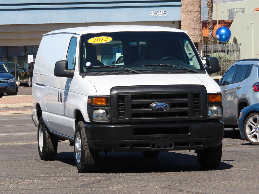 2012 FORD E-250