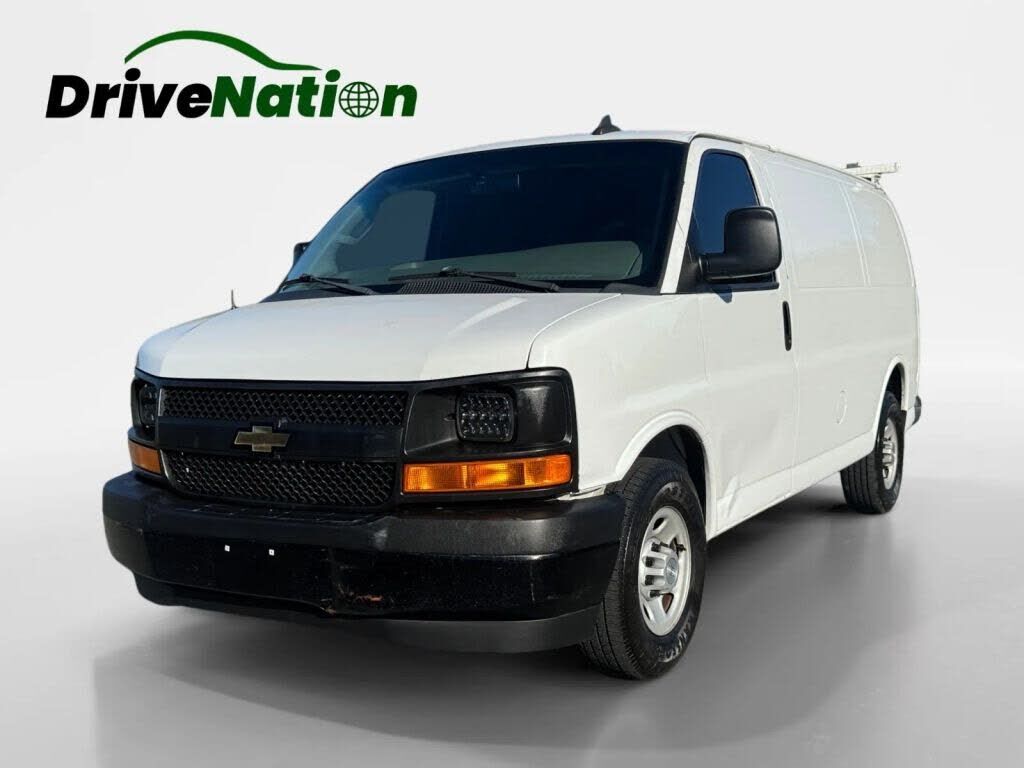 2017 CHEVROLET Express
