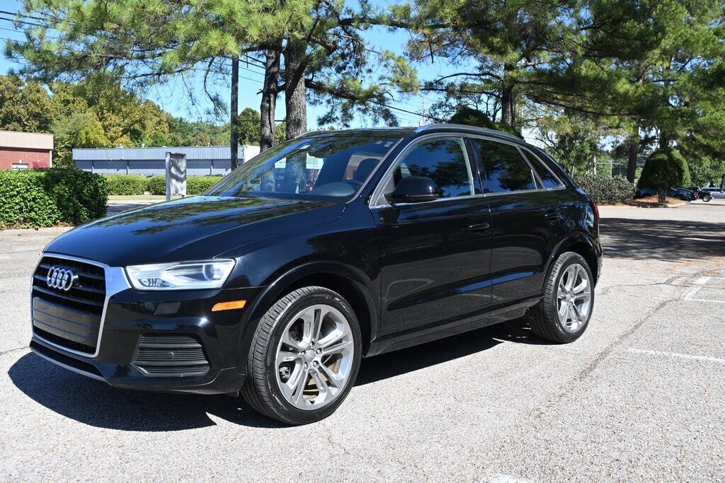 2016 AUDI Q3