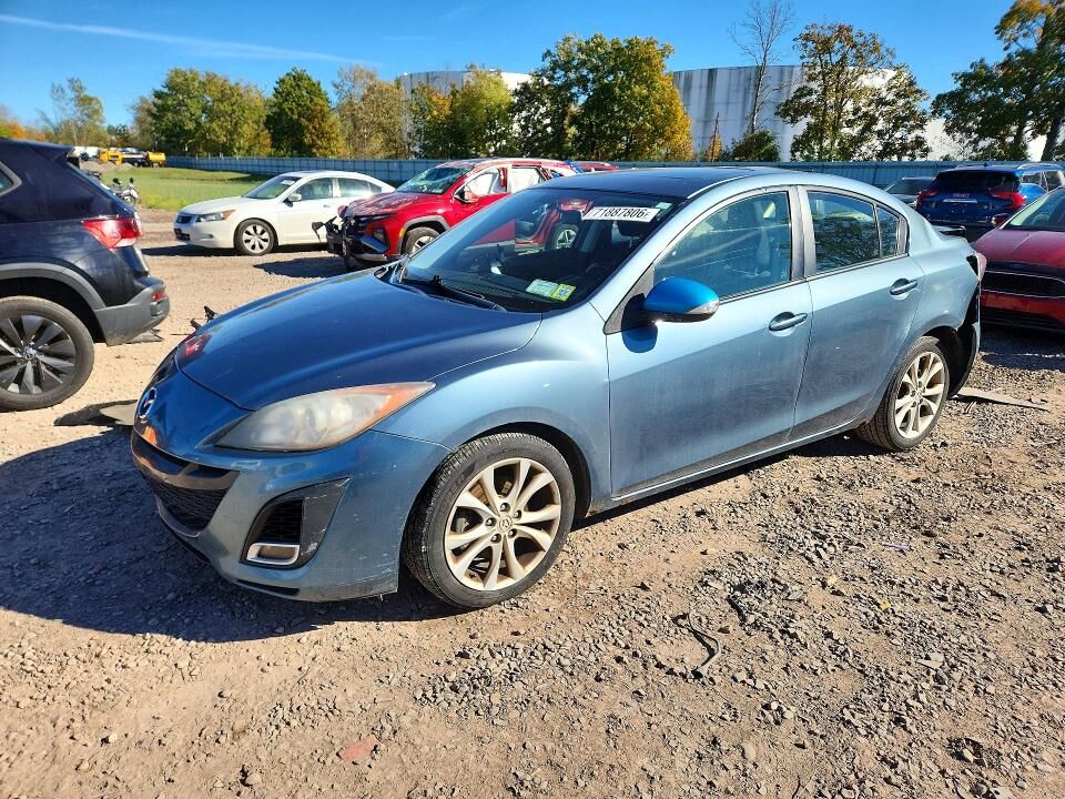 2010 MAZDA Mazda3