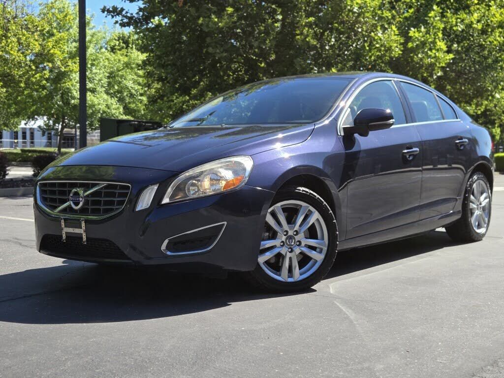 2012 VOLVO S60