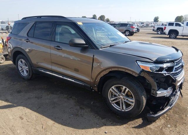 2021 FORD Explorer