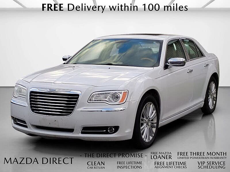 2013 CHRYSLER 300