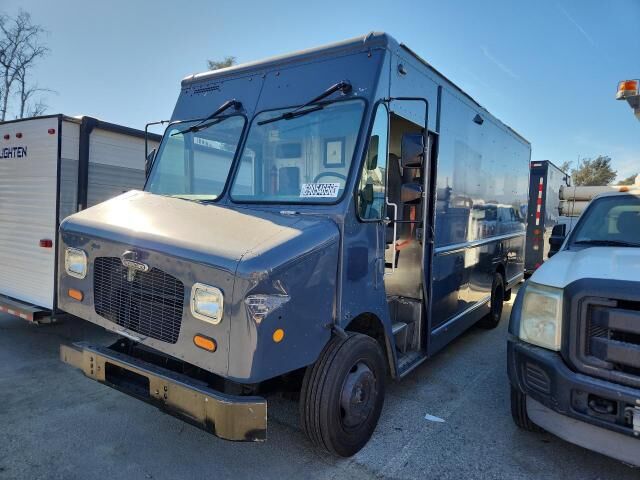 2021 FREIGHTLINER MT 45G Front Gasoline Engine Walk in Van Chassis