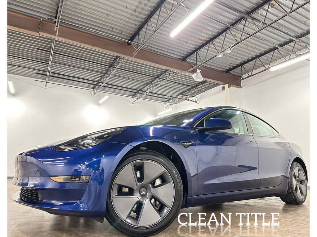 2023 TESLA Model 3