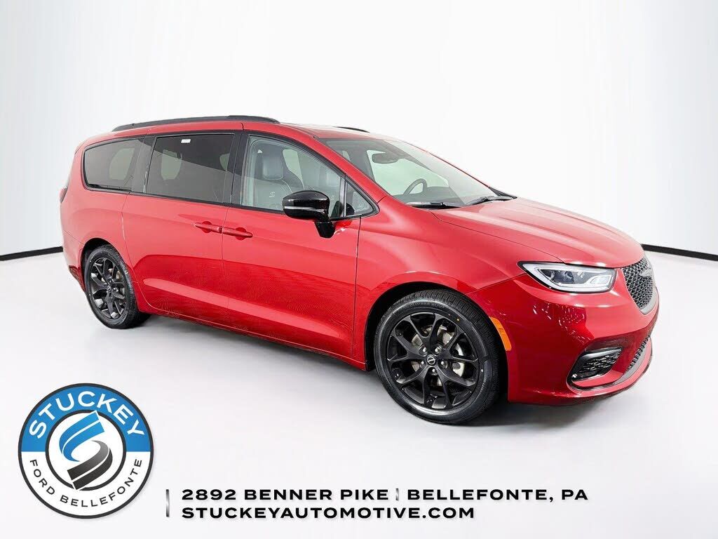 2026 CHRYSLER Pacifica