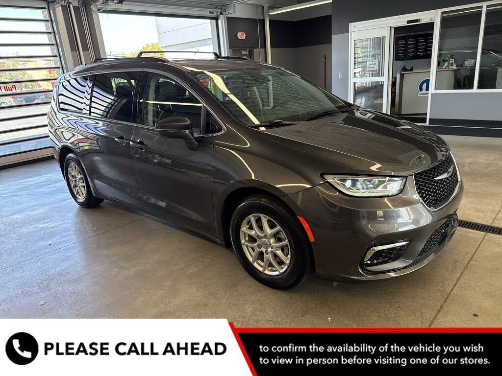 2022 CHRYSLER Pacifica