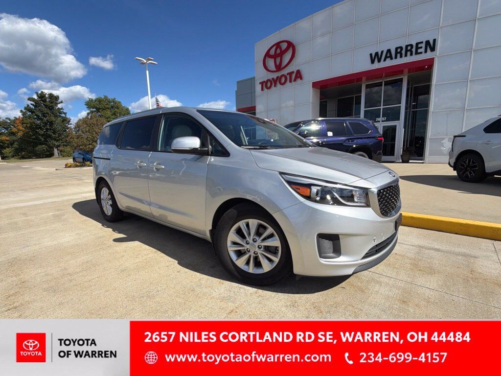 2016 KIA Sedona