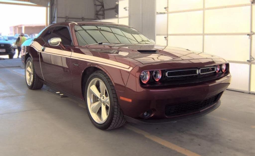 2017 DODGE Challenger