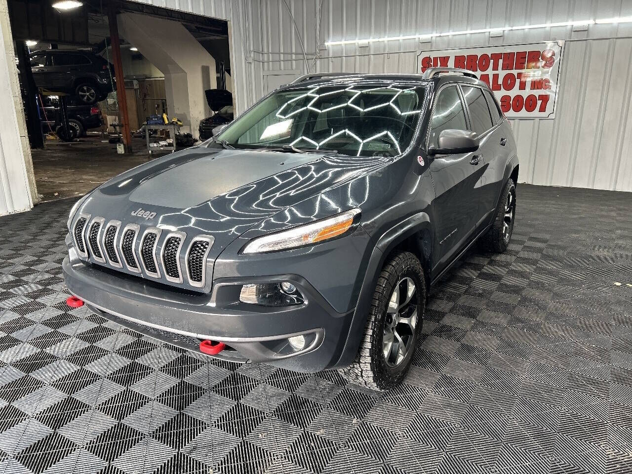 2017 JEEP Cherokee