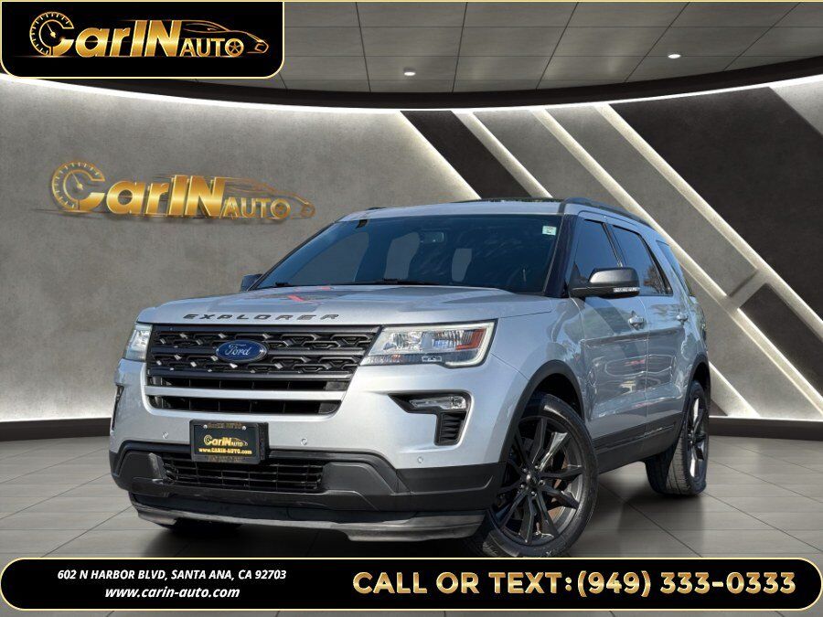 2018 FORD Explorer