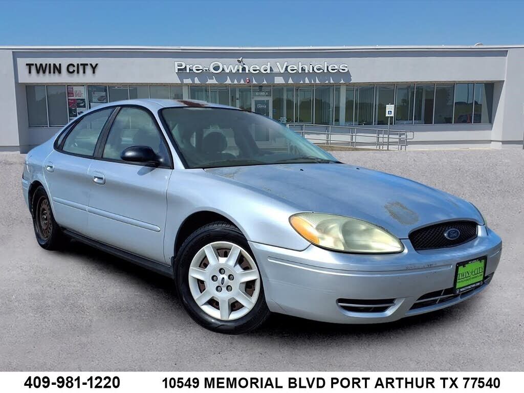 2005 FORD Taurus