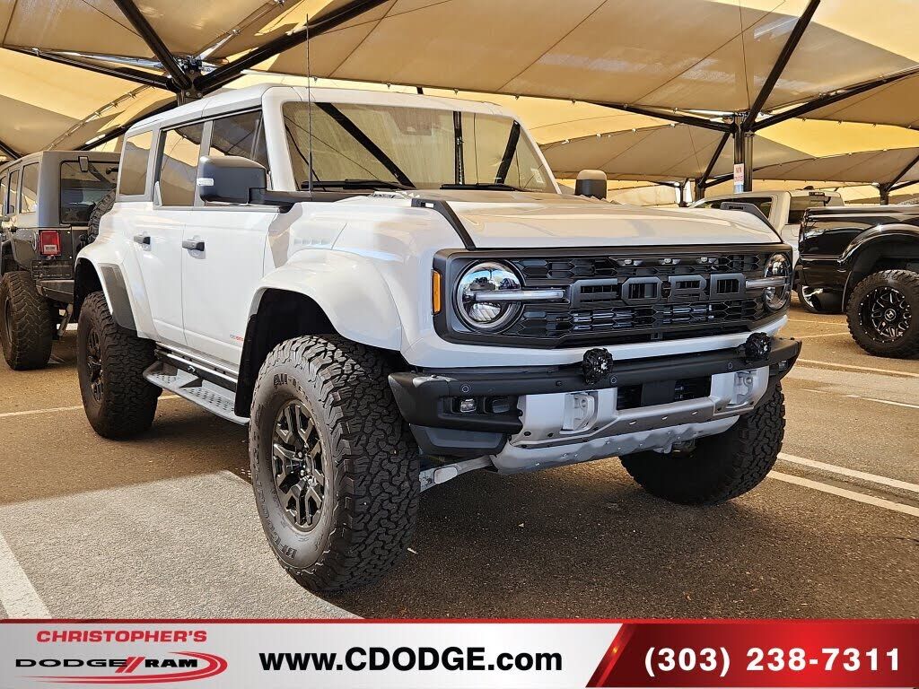 2024 FORD Bronco