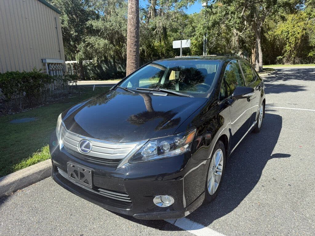 2011 LEXUS HS