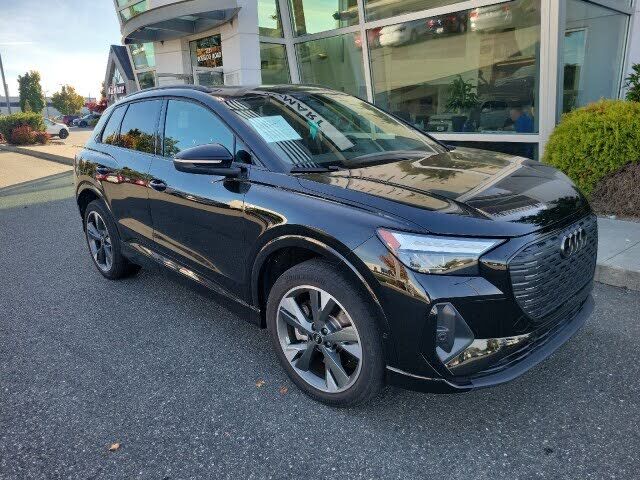 2023 AUDI Q4