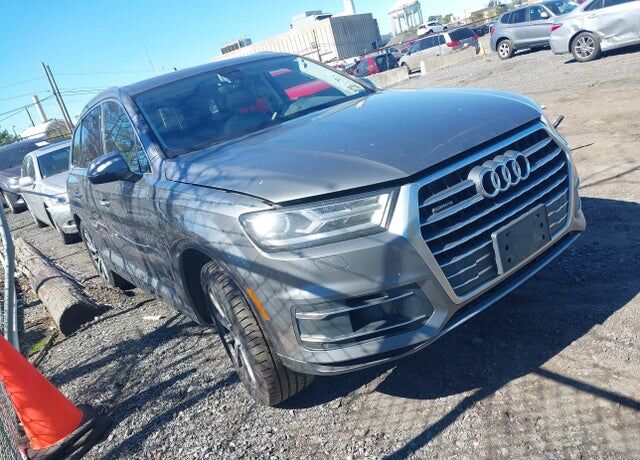 2017 AUDI Q7