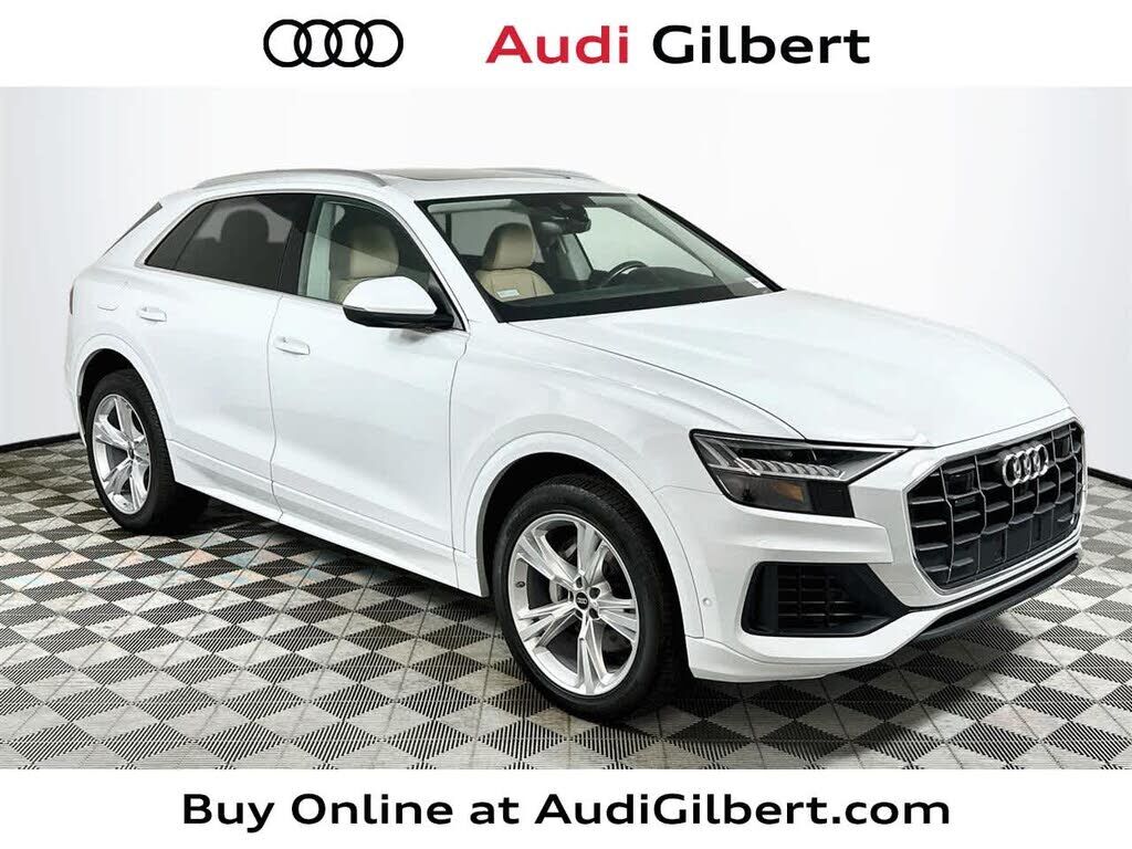 2023 AUDI Q8
