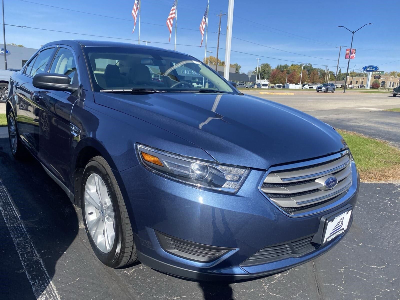 2018 FORD Taurus