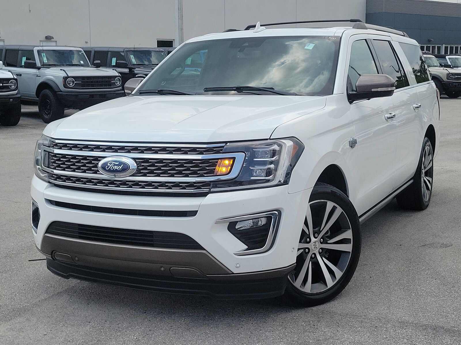 2021 FORD Expedition