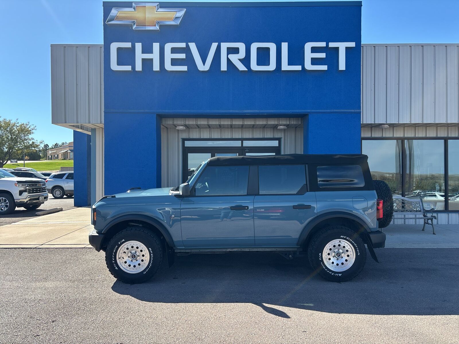 2023 FORD Bronco