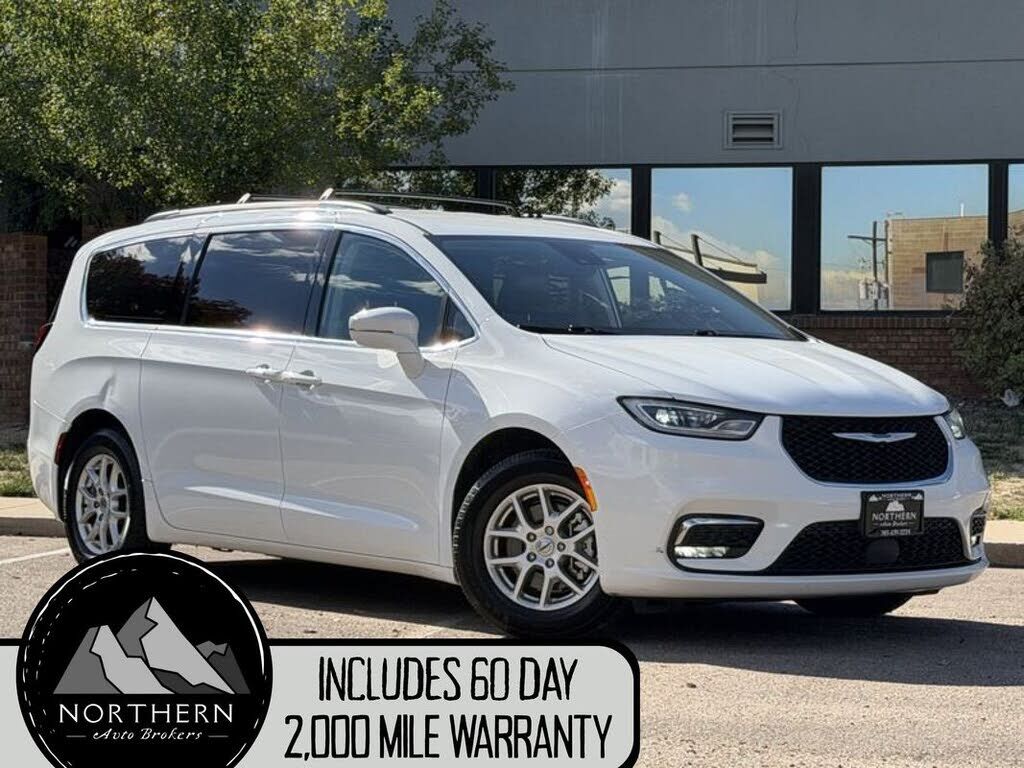 2022 CHRYSLER Pacifica