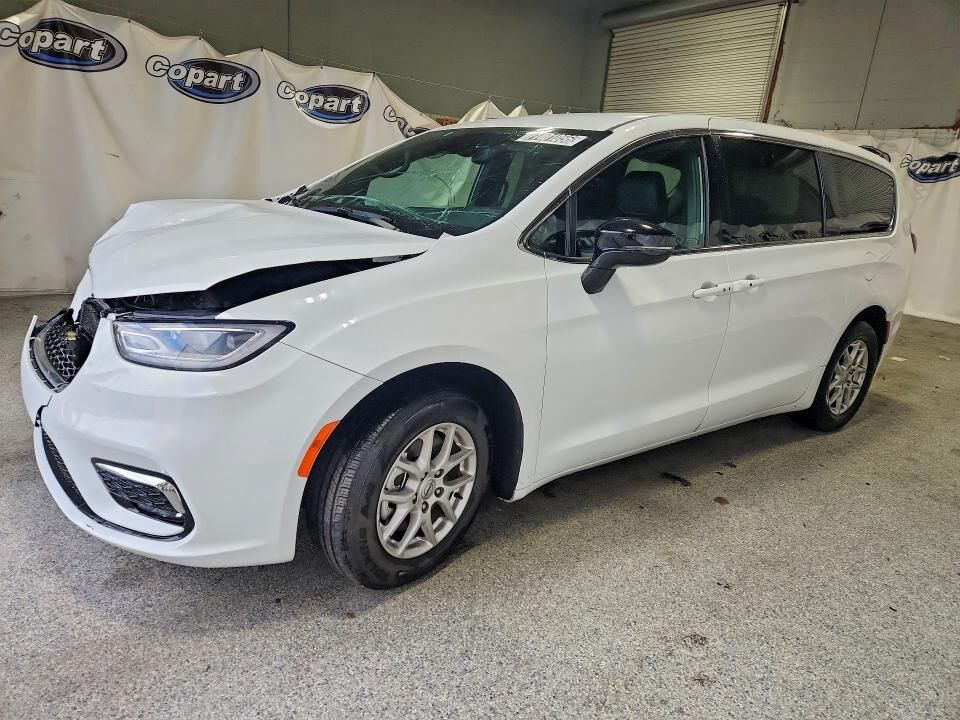 2025 CHRYSLER Pacifica